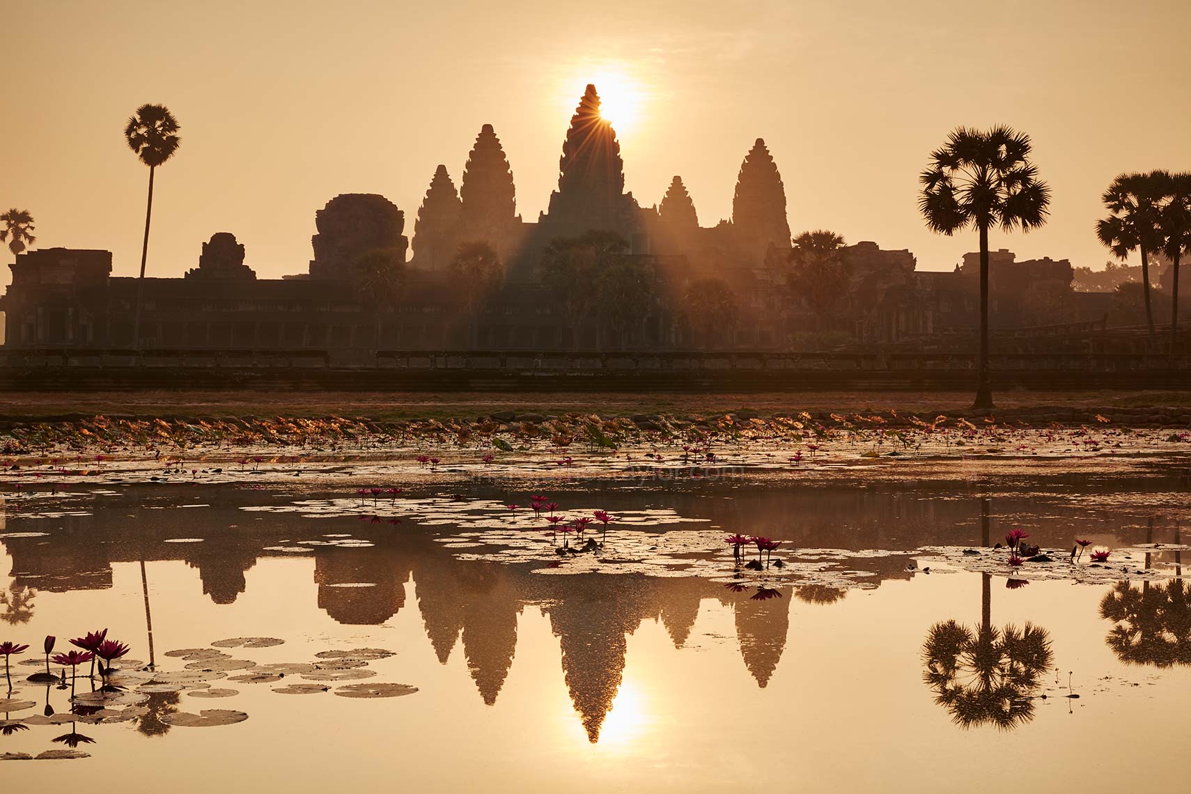 places_siem_reap_angkor_wat_01